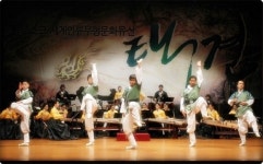 신명나게 ‘이크에크’ 즐겨보세