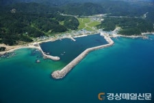 ‘10억 투입’ 포항해수청, 사동항 암초 준설공사