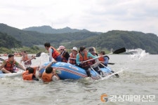 신천지 다문화센터, 낙동강 보트 체험 즐겁다