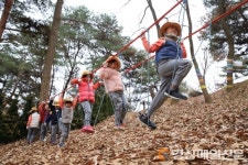 “엄마 아빠, 이번 주말 유아숲체험원 가요!”