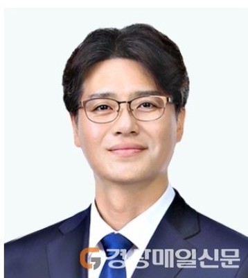 1회용품 줄이기ㆍ교육재정안정화…김영선ㆍ정세현 의원 ‘조례 발의’ | 포토뉴스