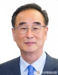 장세용 구미시장, 대동전장㈜ 회사기 게양식 