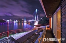 여수 밤바다 조망 완결판! 여수여행의 명소! 여수헤밍웨이펜션