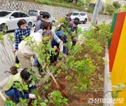 대구 수성구 황금1동, 마을 꽃길로 희망 전하다
