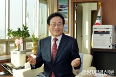  “지역 발전 대명제 완수…더불어 잘사는 군 건설 매진하겠다”