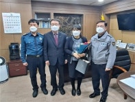 울진署, 보이스피싱 예방 농협 직원에 감사장