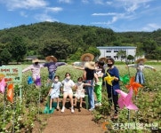 의성군 메밀꽃밭ㆍ허수아비 공원 ‘인기만점’