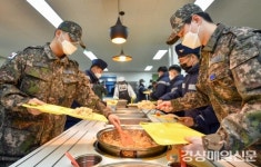 (주)풀무원푸드앤컬처 공군제11전투비행단 병사1식당 | 민간 위탁 병영식당, 장병 입맛 사로잡다