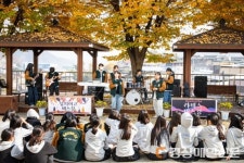 김천 성의여자고등학교, 교내 버스킹 실시