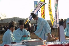 의성군 “문화예술극장이 삶의 활력소 되길”