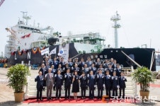 한국엘엔지벙커링㈜, LNG 벙커링 전용선 ‘블루 웨일’ 명명식