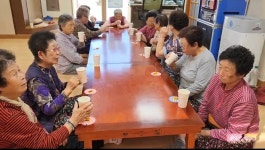 울진군, 경로당 행복선생님과 꽃차 시음