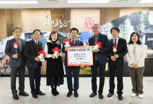 대구서문교회, 중구청에 이웃돕기 김장김치 기탁