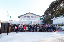 상주 동문동 외답12통 마을회관 ‘문 활짝’