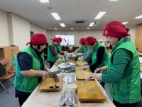 대구 군위군 새마을부녀회, 의성 산불 피해에 김밥ㆍ생수 지원