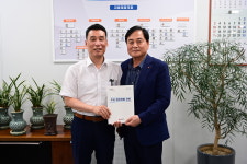 배낙호 김천시장, 쉼표없는 세일즈 행정