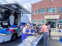 참! 좋은 사랑의 밥차  자인면 남신리 어르신께 따뜻한 식사 제공