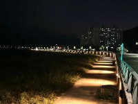 김천 양금동 하천변 산책 밤에도 안전하게