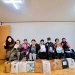 달성 가창면 용계초, 경로당 핫팩·양말 후원