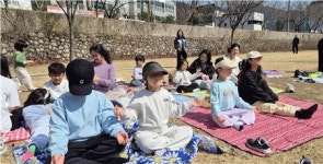수성구 파동 우리마을 교육나눔 추진위원회, ‘신천둔치 쓰레기 줍기 활동’ 펼쳐
