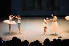 이번 주 수요일 발레리나 되보세요