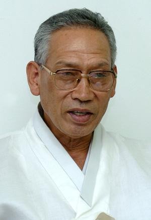 부채도사 장두석 개그맨, 66세로 별세..코미디로 많은 사랑 받아