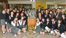 장휘국 시교육감, 조대여고 소녀상 제막식서 강의