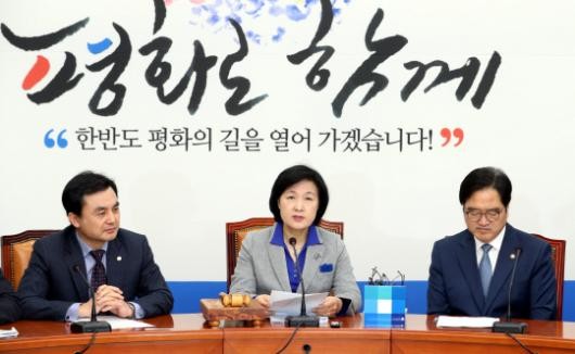 민주당, 당 대표 선출 결선투표제 도입으로 후보자 경쟁 치열해질 전망