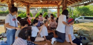 장흥 관산읍, 1·3세대 만남 이색 효도잔치 눈길