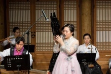 광주 유일 생황 연주자 신선민 씨- 익숙치 않은 악기… 고유 소리 알려지길