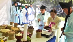 홍익인간 정신 기리자