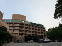 [이브닝브리핑] 신양파크호텔, 고급빌라로 부활?