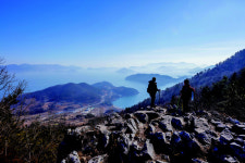 [겨울산행 ㅣ여수 백야도 백호산(286m)] 새끼 품은 하얀범···등성에 오르니 시원한 다도해가 펼쳐진다