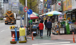 단속한다더니···말바우시장 인근 노점상 단속 손 놓은 북구