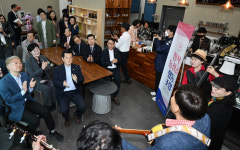 문화와 예술이 꿈틀대는 창작농성골 벚꽃마을 다방