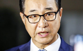 민주당 돈봉투' 윤관석 구속···현역의원 중 처음