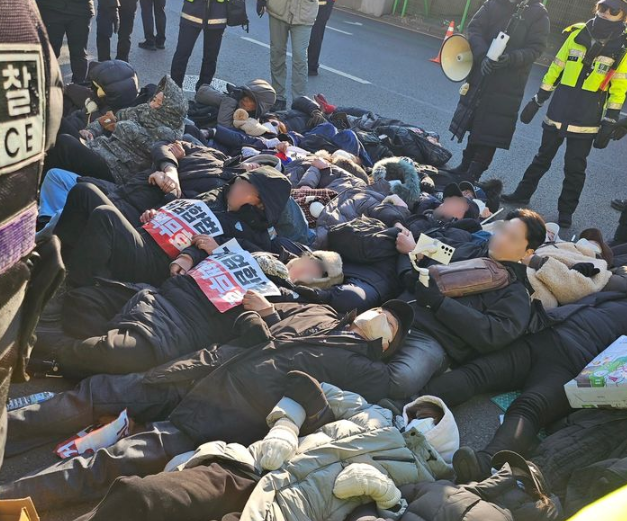윤 대통령 체포 적법 판단에 지지자들 항의…시위와 충돌 잇따라
