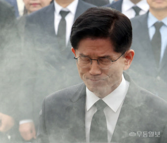 김문수 대선 후보, 국립5·18민주묘지 참배