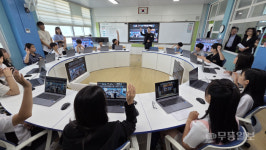 남극 대원과 영상 통화···화순 오성초서 지구 위한 수업 열리다