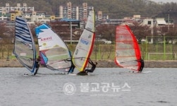 안동시, 12일 윈드서핑대회 열려