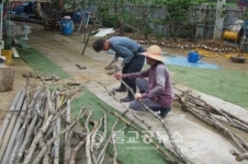 강서1동 부모산 둘레길 야양동 마을 솟대