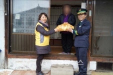 오송종합사회복지관, 설날선물 전달