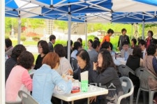 옥천군여성단체협의회, 이웃사랑나눔 알뜰 바자회