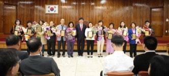 효도시 논산, 시민효행상 수여 귀감