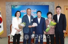 대전원명학교 배구선수단 공로패 수여