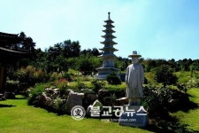 청주, 덕선사 국화축제 & 경로잔치