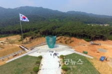 충남보훈공원 충혼탑 장엄한 자태