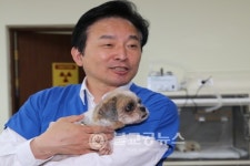 원희룡 지사, 동물보호 봉사 현장 찾아