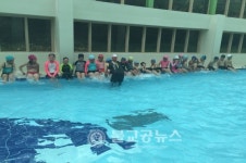 청주수영장 어린이 생존 수영 교실 운영