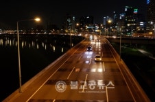 올림픽대로 가로등 친환경 LED 조명 교체